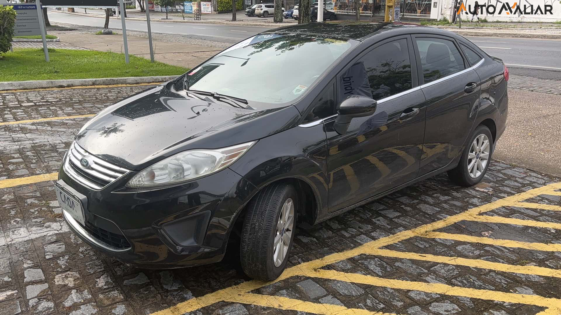 FORD FIESTA 1.6 SE SEDAN 16V FLEX 4P MANUAL