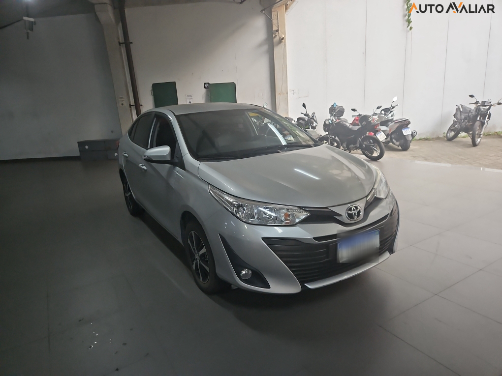 TOYOTA YARIS 1.5 16V FLEX SEDAN XS MULTIDRIVE