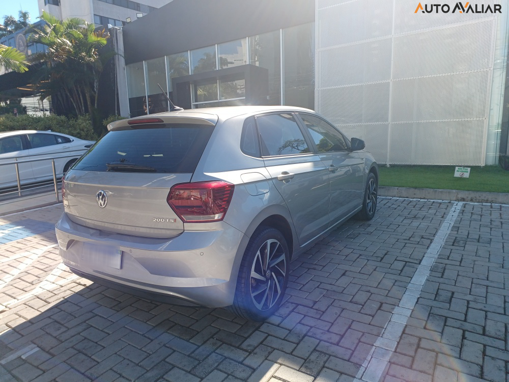 VOLKSWAGEN POLO 1.0 200 TSI HIGHLINE AUTOMATICO