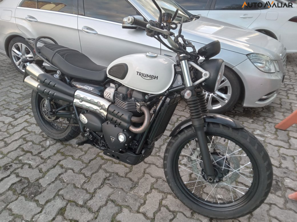 TRIUMPH STREET SCRAMBLER 900CC STREET SCRAMBLER 900CC