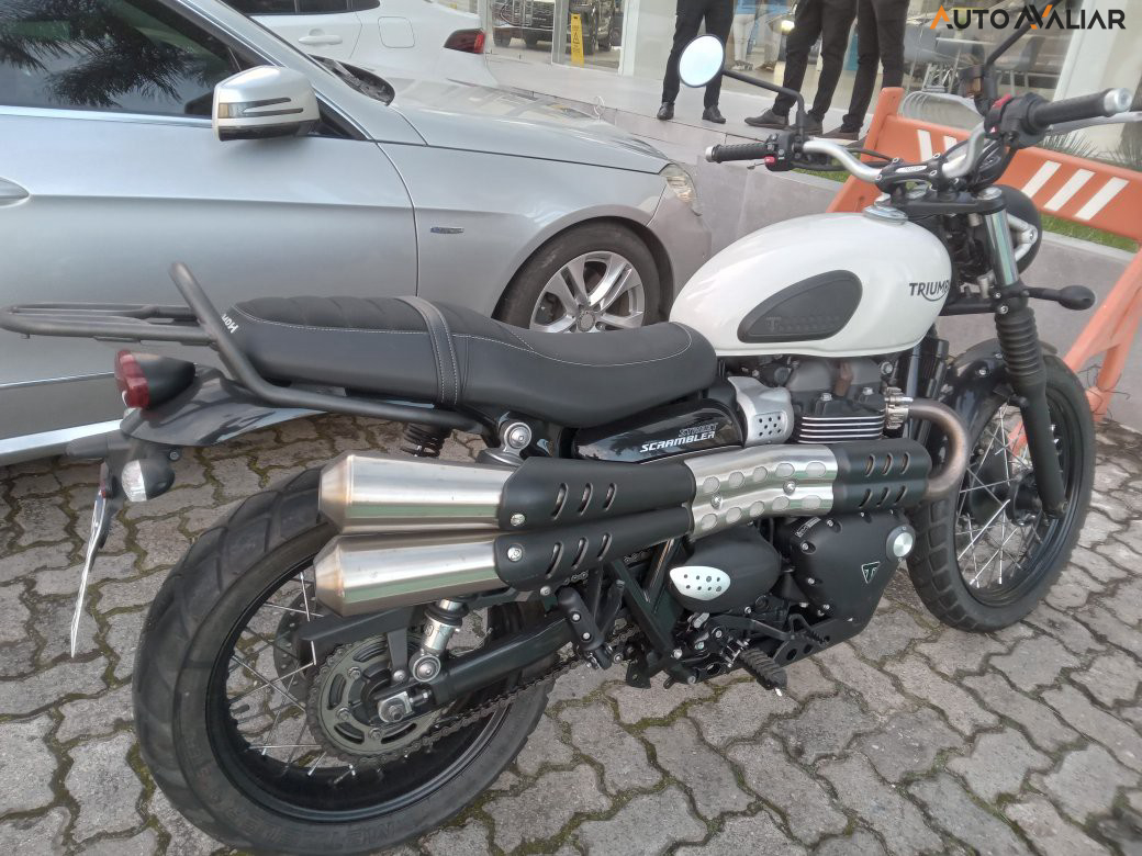 TRIUMPH STREET SCRAMBLER 900CC STREET SCRAMBLER 900CC