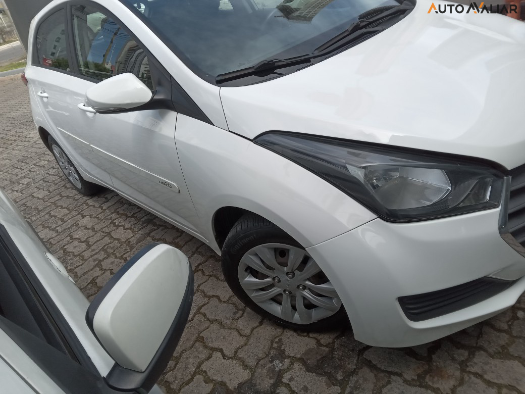 HYUNDAI HB20 1.0 COMFORT 12V FLEX 4P MANUAL