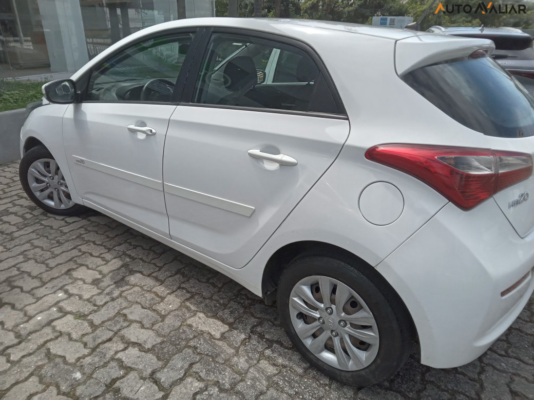 HYUNDAI HB20 1.0 COMFORT 12V FLEX 4P MANUAL