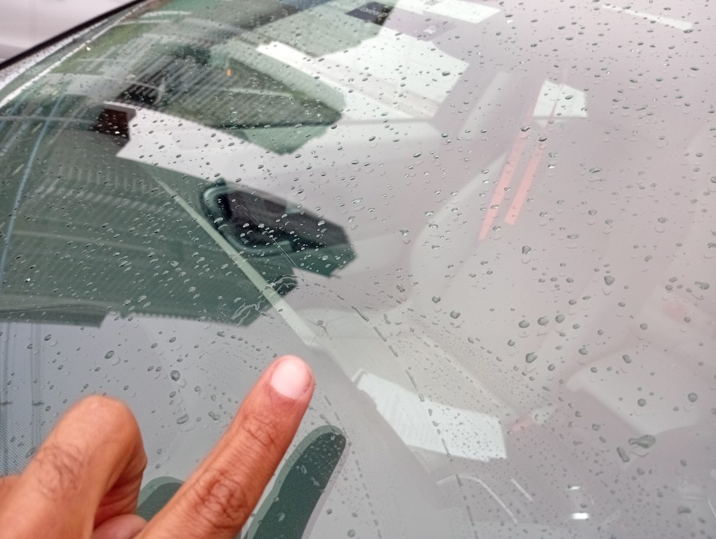 LAND ROVER DISCOVERY SPORT 2.0 D180 TURBO DIESEL SE AUTOMATICO