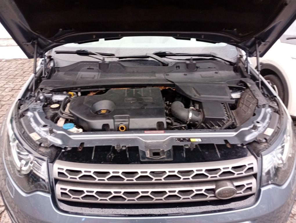 LAND ROVER DISCOVERY SPORT 2.0 D180 TURBO DIESEL SE AUTOMATICO