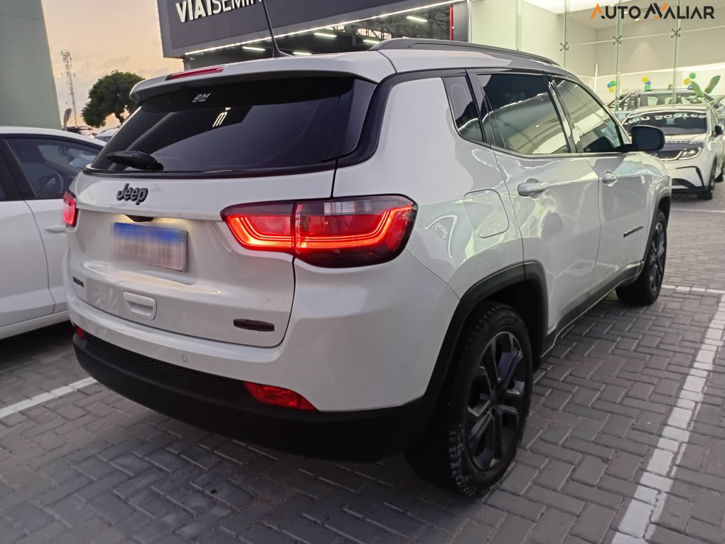 JEEP COMPASS 1.3 T270 TURBO FLEX LONGITUDE AT6