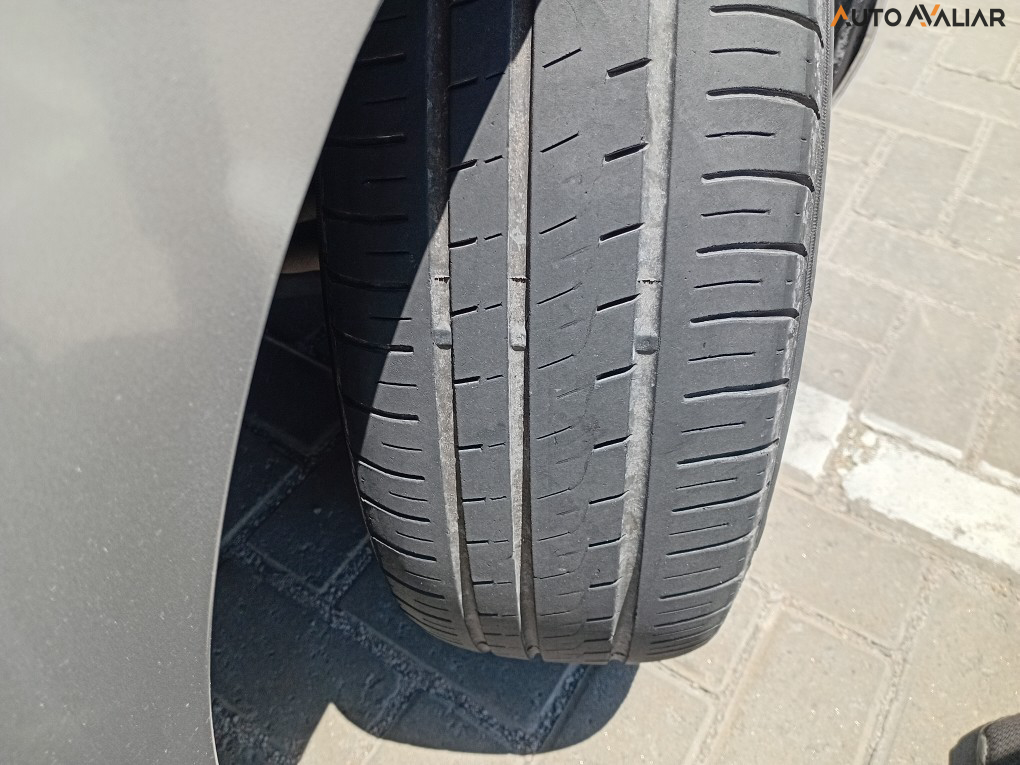 HONDA FIT 1.5 LX 16V FLEX 4P AUTOMATICO