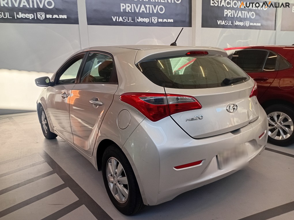HYUNDAI HB20 1.0 COMFORT 12V FLEX 4P MANUAL