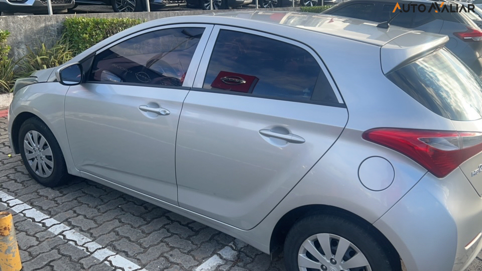 HYUNDAI HB20 1.0 COMFORT 12V FLEX 4P MANUAL