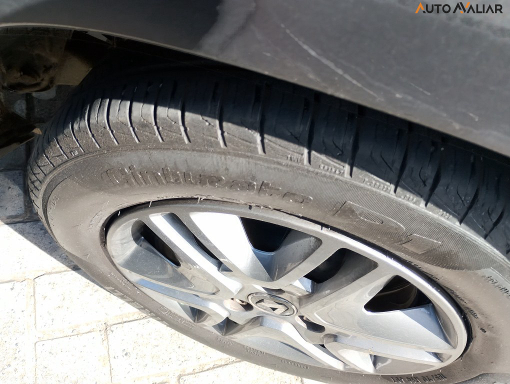 RENAULT KWID 1.0 12V SCE FLEX INTENSE MANUAL