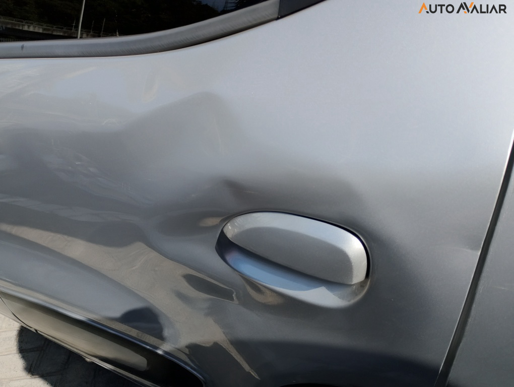 RENAULT KWID 1.0 12V SCE FLEX INTENSE MANUAL