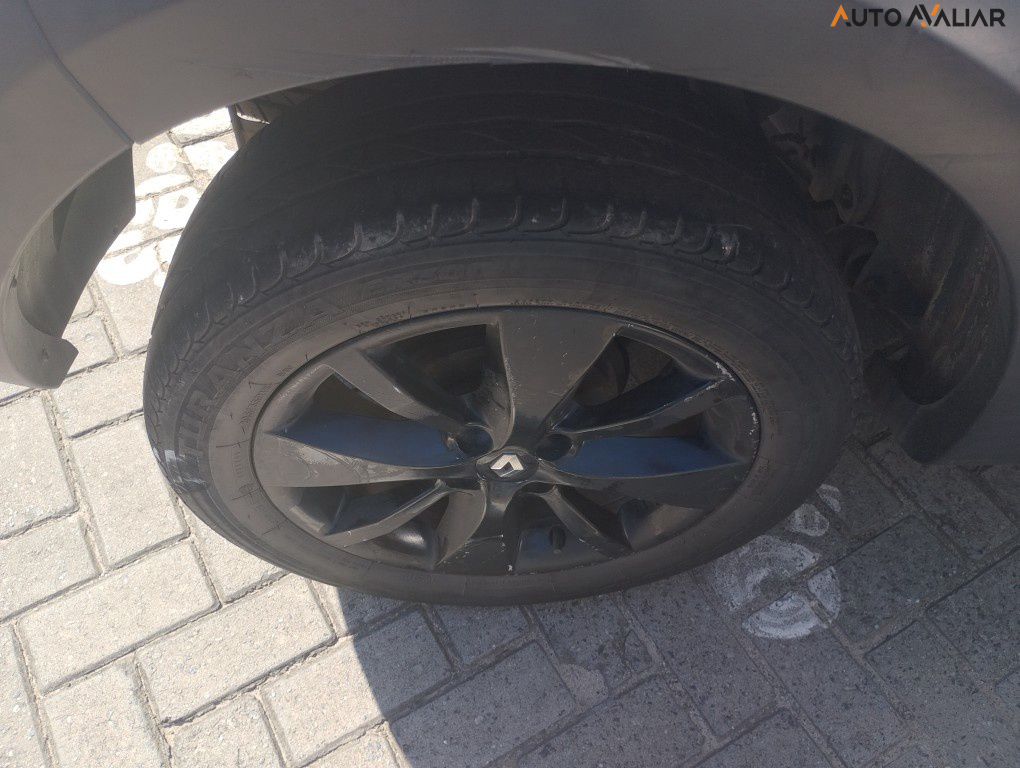 RENAULT SANDERO 1.6 STEPWAY 8V FLEX 4P MANUAL