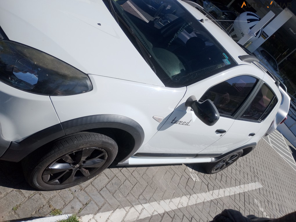 RENAULT SANDERO 1.6 STEPWAY 8V FLEX 4P MANUAL