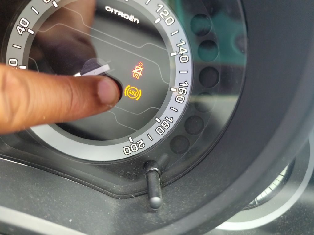 CITROEN C3 1.2 PURE TECH FLEX ATTRACTION MANUAL