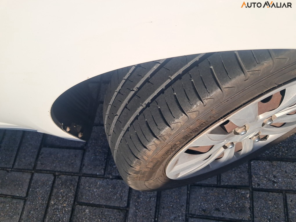 HYUNDAI HB20 1.0 COMFORT PLUS 12V FLEX 4P MANUAL