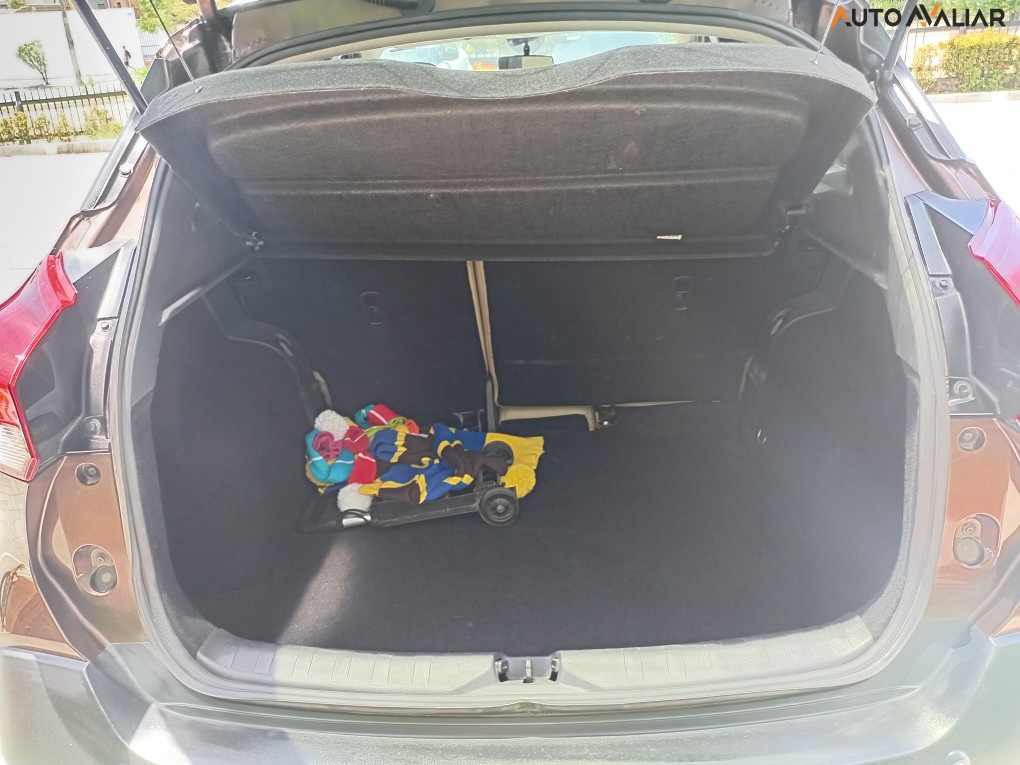 NISSAN KICKS 1.6 16V FLEXSTART SV 4P XTRONIC