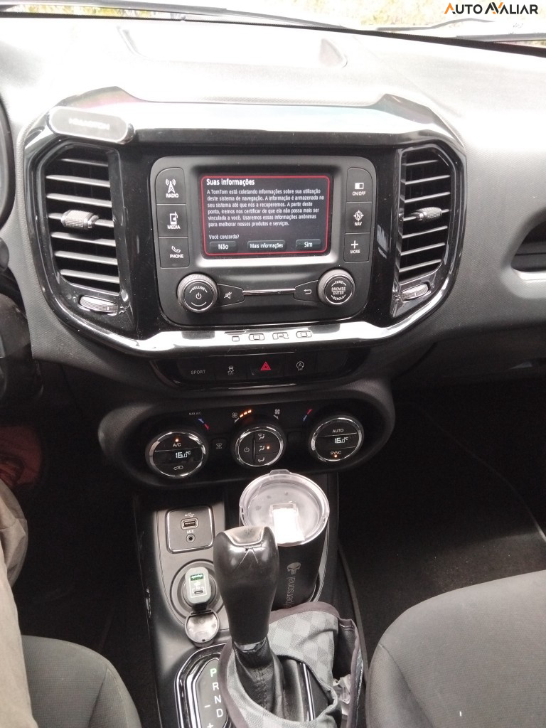 FIAT TORO 2.4 16V MULTIAIR FLEX FREEDOM AT9