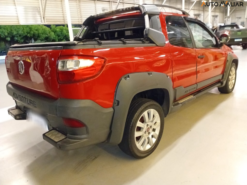 FIAT STRADA 1.8 MPI ADVENTURE CD 16V FLEX 3P MANUAL