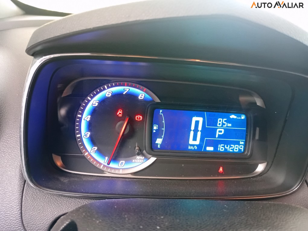 CHEVROLET TRACKER 1.8 MPFI LTZ 4X2 16V FLEX 4P AUTOMATICO