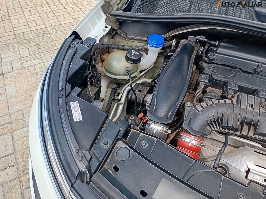 CITROEN C4 CACTUS 1.6 THP FLEX SHINE PACK EAT6