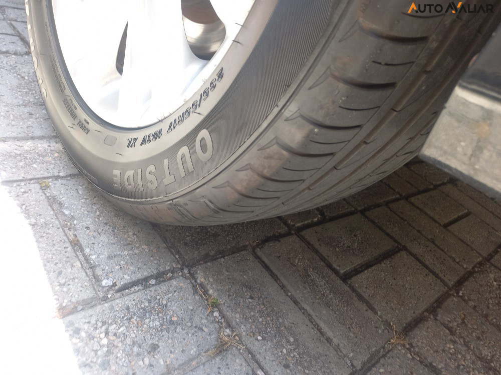 HYUNDAI AZERA GLS 3.3 V-6(AT)