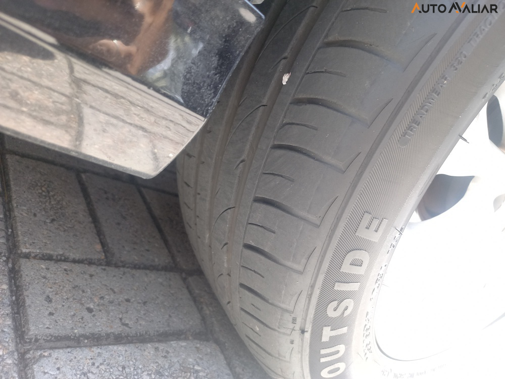 HYUNDAI AZERA GLS 3.3 V-6(AT)