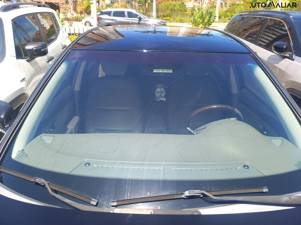 HYUNDAI AZERA GLS 3.3 V-6(AT)