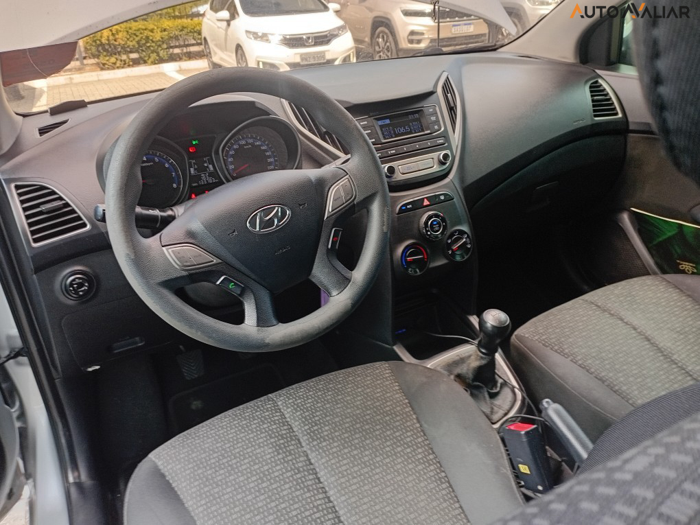 HYUNDAI HB20 1.0 COMFORT 12V FLEX 4P MANUAL