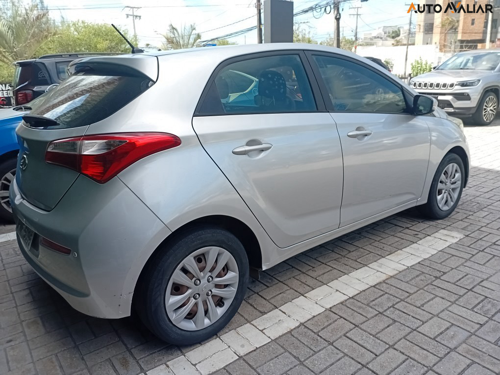 HYUNDAI HB20 1.0 COMFORT 12V FLEX 4P MANUAL