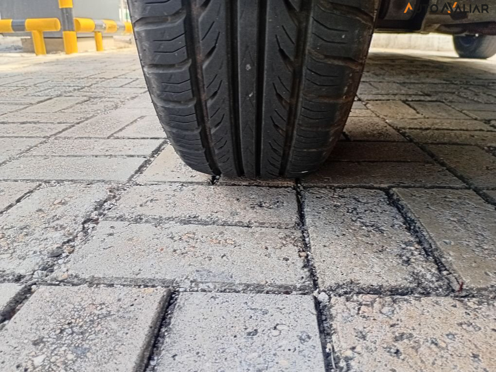 HYUNDAI HB20S 1.6 COMFORT PLUS 16V FLEX 4P MANUAL