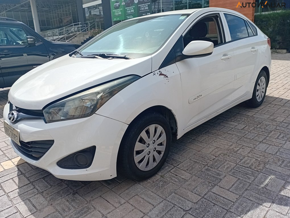 HYUNDAI HB20S 1.6 COMFORT PLUS 16V FLEX 4P MANUAL