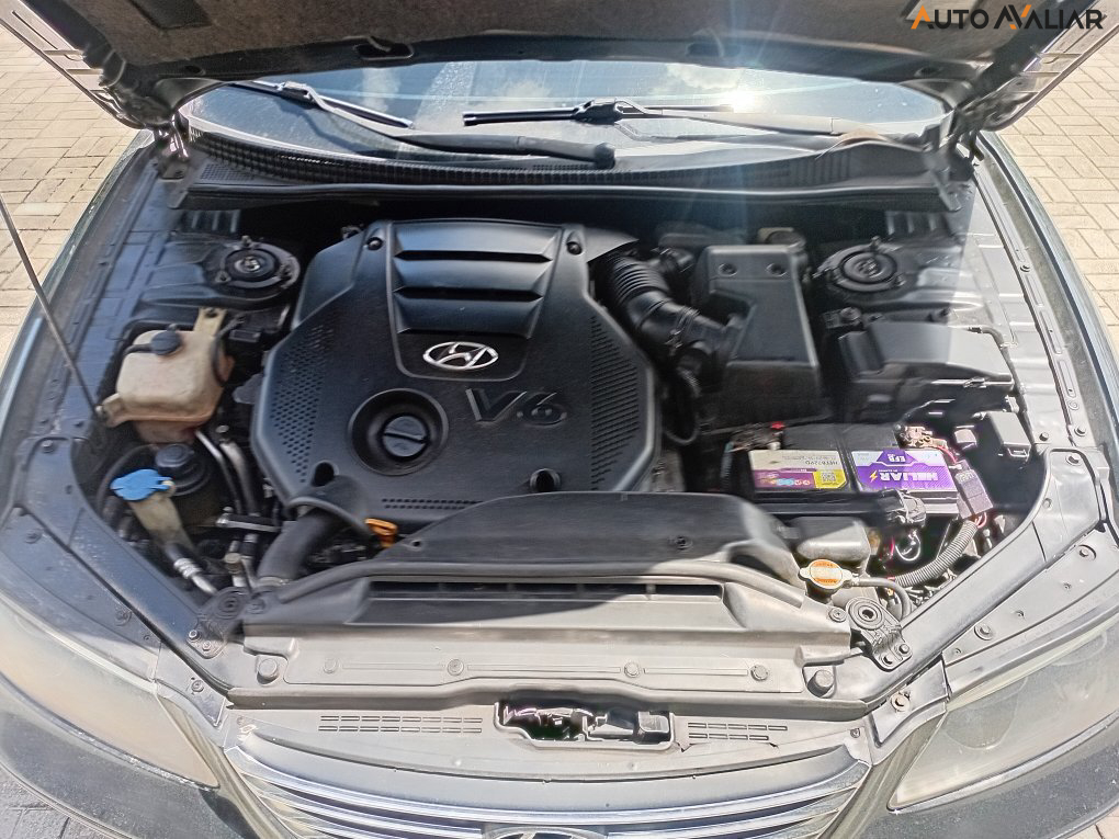 HYUNDAI AZERA 3.3 MPFI GLS SEDAN V6 24V GASOLINA 4P AUTOMATICO