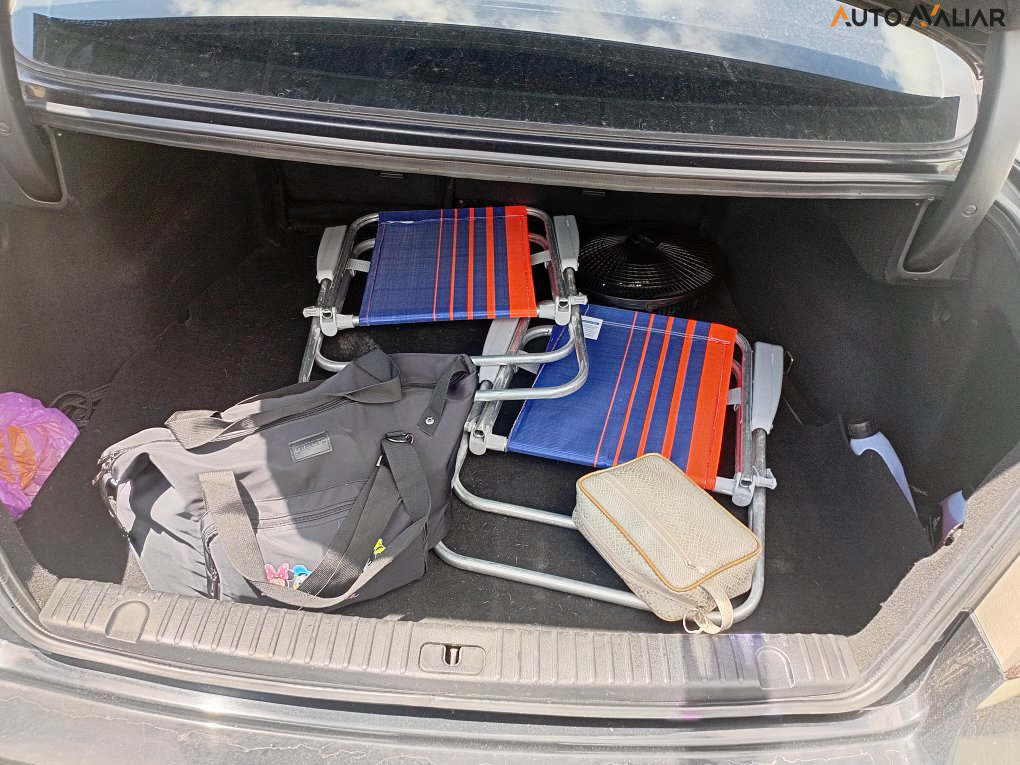 HYUNDAI AZERA 3.3 MPFI GLS SEDAN V6 24V GASOLINA 4P AUTOMATICO