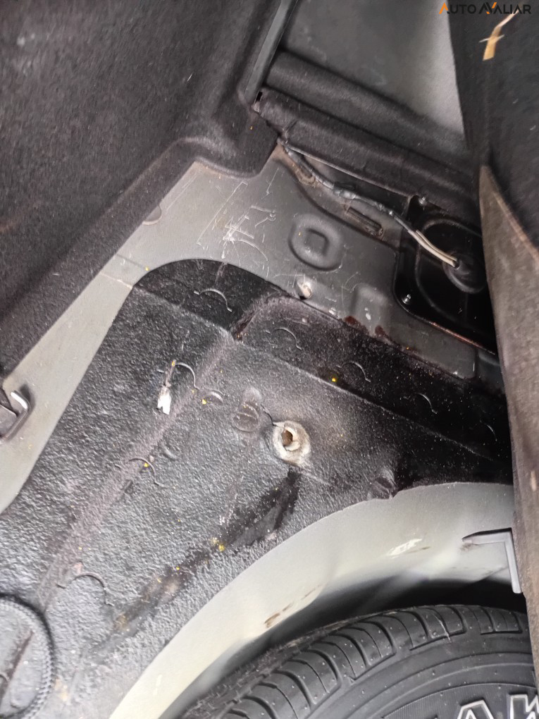 HYUNDAI AZERA 3.3 MPFI GLS SEDAN V6 24V GASOLINA 4P AUTOMATICO