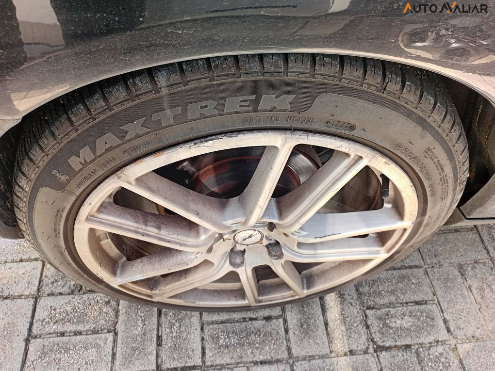 HYUNDAI AZERA 3.3 MPFI GLS SEDAN V6 24V GASOLINA 4P AUTOMATICO