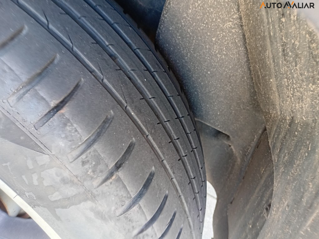 JEEP RENEGADE 1.8 16V FLEX LONGITUDE 4P AUTOMATICO