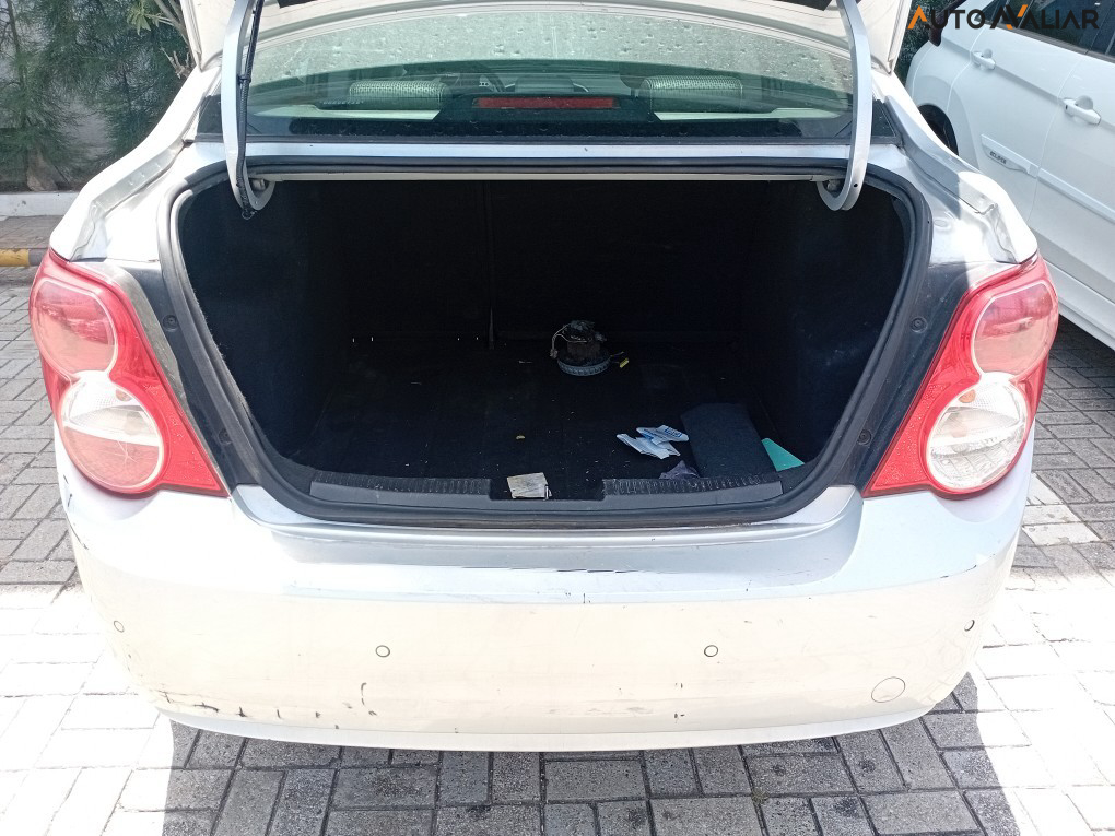 CHEVROLET SONIC 1.6 LTZ SEDAN 16V FLEX 4P AUTOMATICO