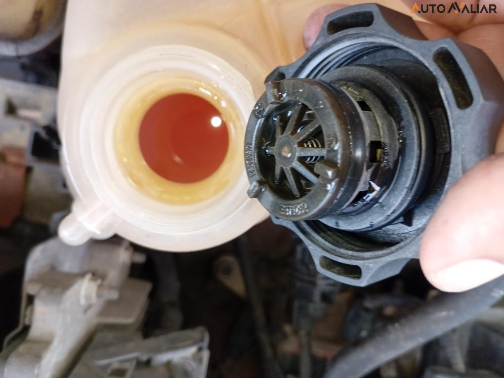 CHEVROLET SONIC 1.6 LTZ SEDAN 16V FLEX 4P AUTOMATICO