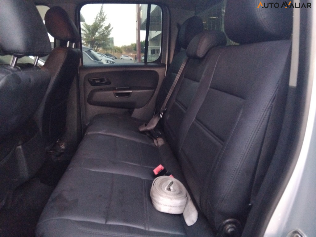 VOLKSWAGEN AMAROK 2.0 S 4X4 CD 16V TURBO INTERCOOLER DIESEL 4P MANUAL