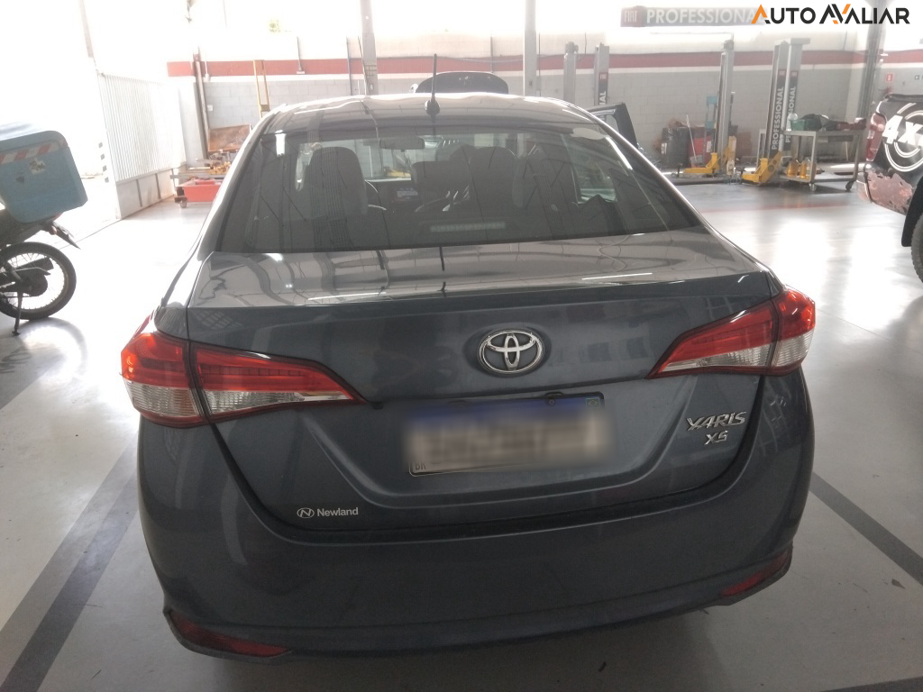TOYOTA YARIS 1.5 16V FLEX SEDAN XS CONNECT MULTIDRIVE