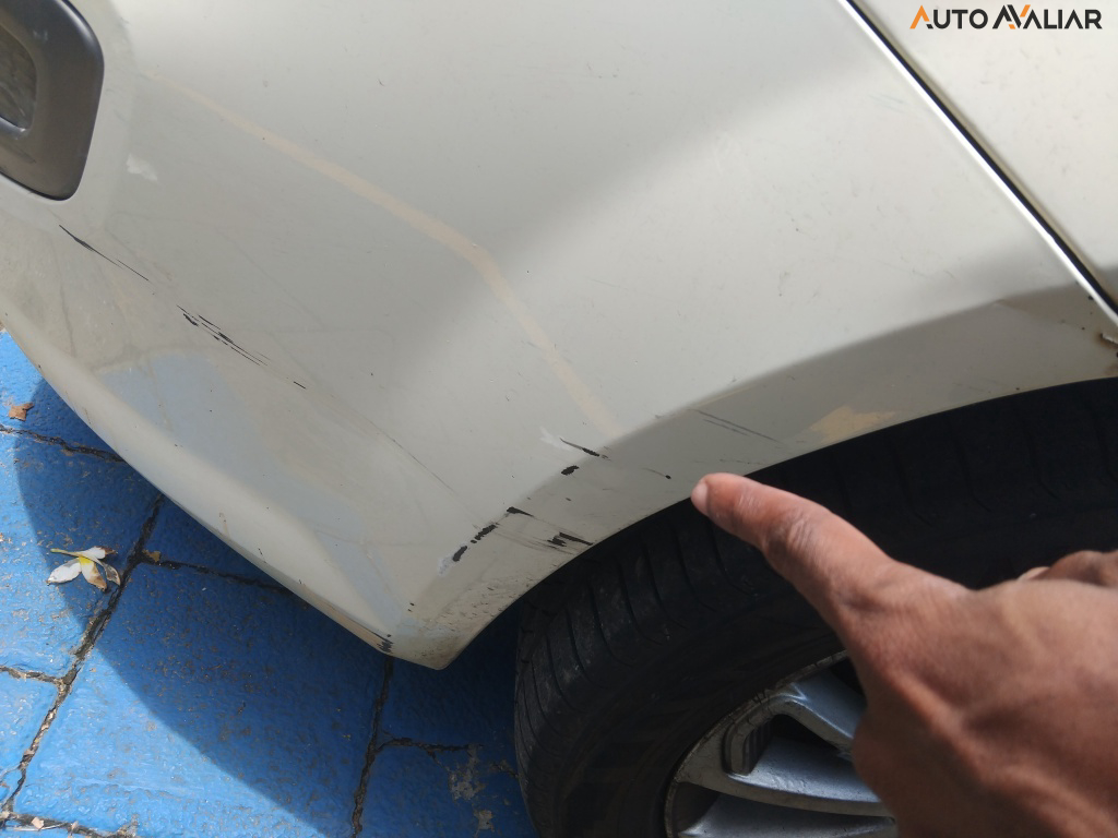 FIAT PUNTO 1.6 ESSENCE 16V FLEX 4P AUTOMATIZADO