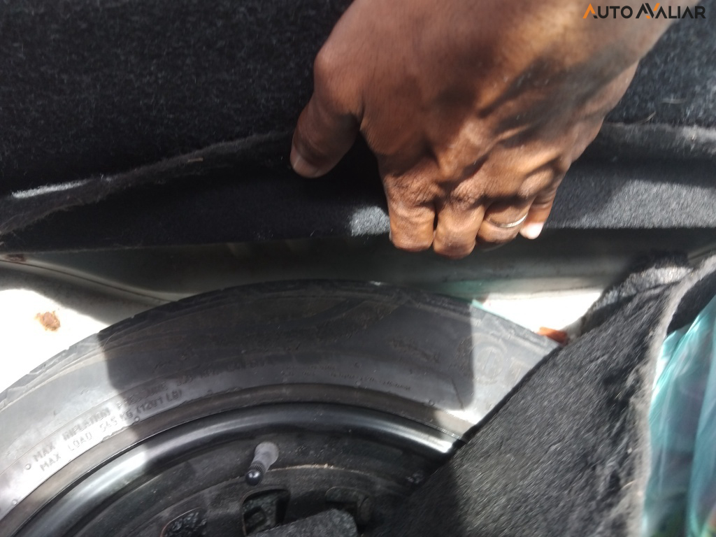 FIAT PUNTO 1.6 ESSENCE 16V FLEX 4P AUTOMATIZADO