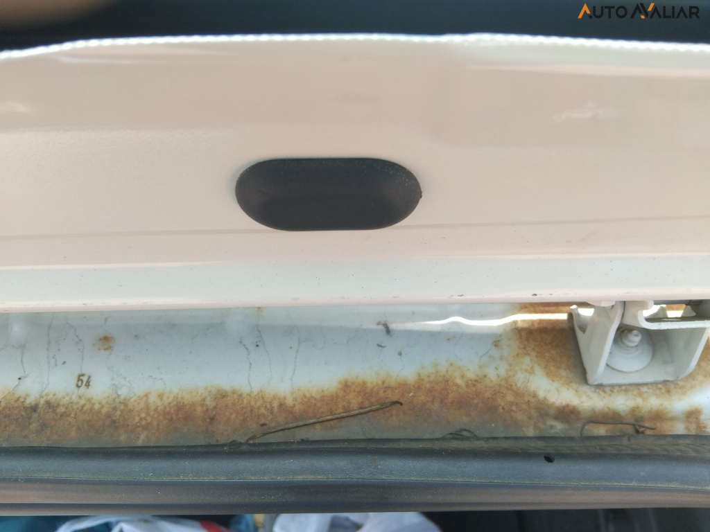 FIAT PUNTO 1.6 ESSENCE 16V FLEX 4P AUTOMATIZADO