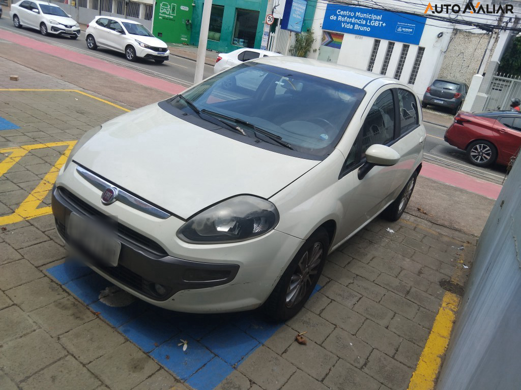 FIAT PUNTO 1.6 ESSENCE 16V FLEX 4P AUTOMATIZADO