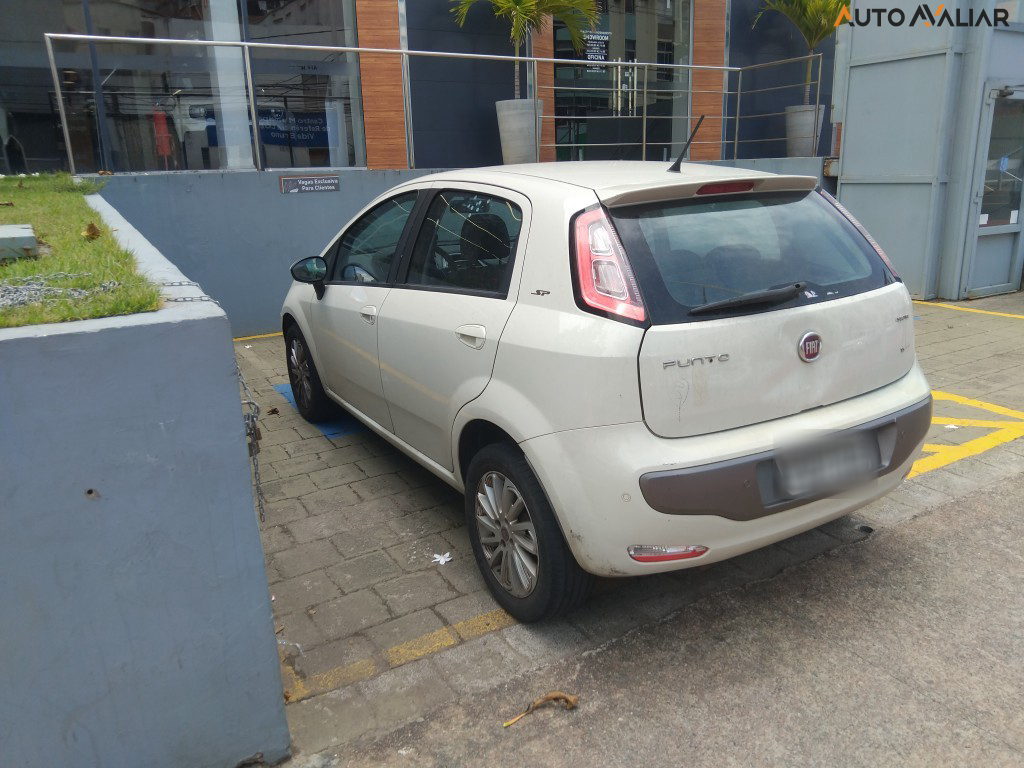 FIAT PUNTO 1.6 ESSENCE 16V FLEX 4P AUTOMATIZADO