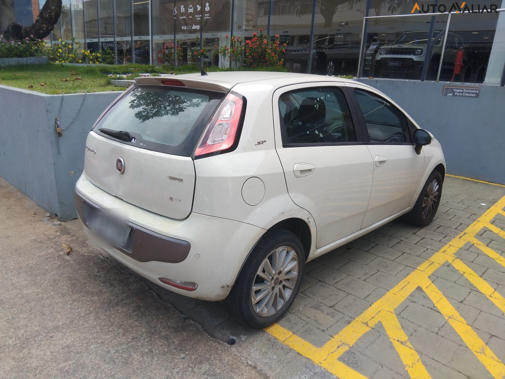 FIAT PUNTO 1.6 ESSENCE 16V FLEX 4P AUTOMATIZADO