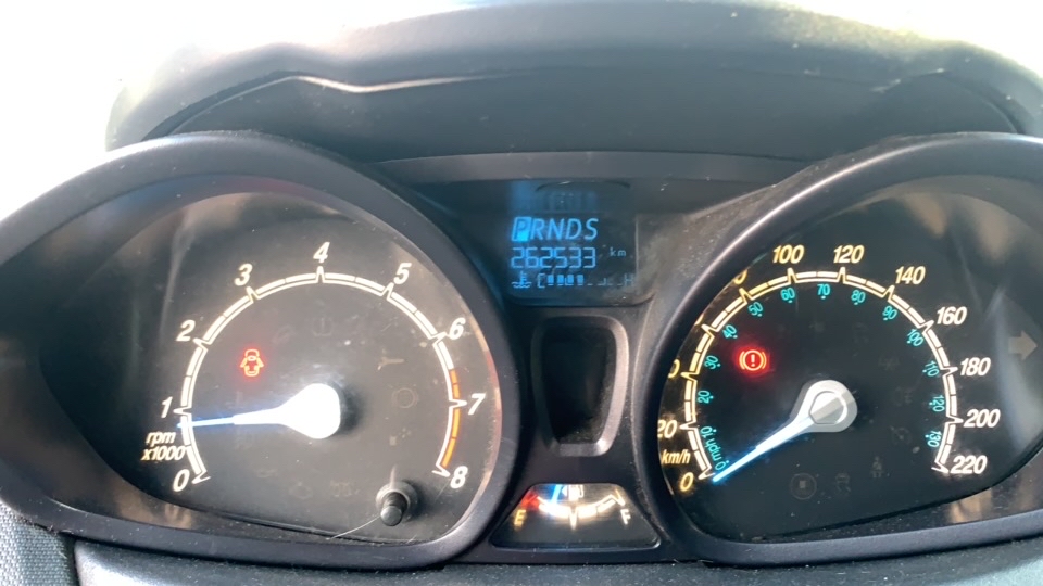 FORD FIESTA 1.6 SE HATCH 16V FLEX 4P POWERSHIFT