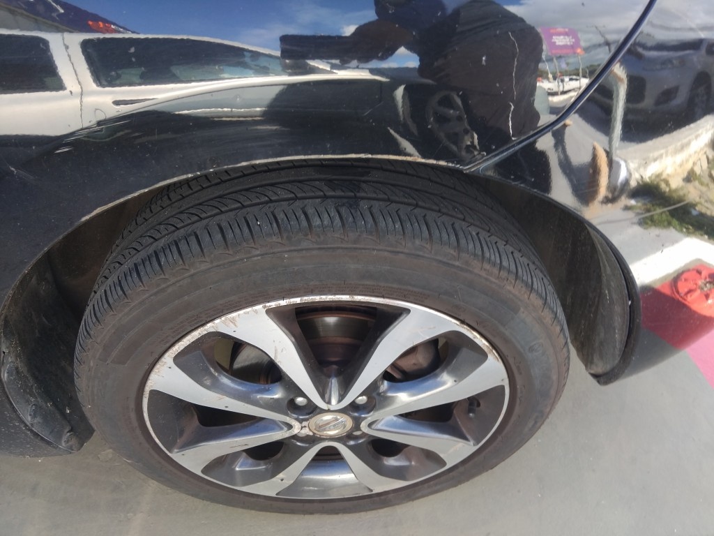 NISSAN MARCH 1.6 SL 16V FLEX 4P XTRONIC