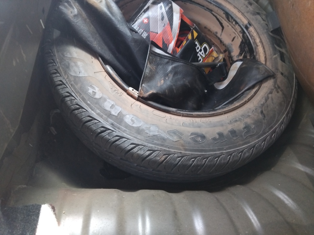 NISSAN MARCH 1.6 SL 16V FLEX 4P XTRONIC