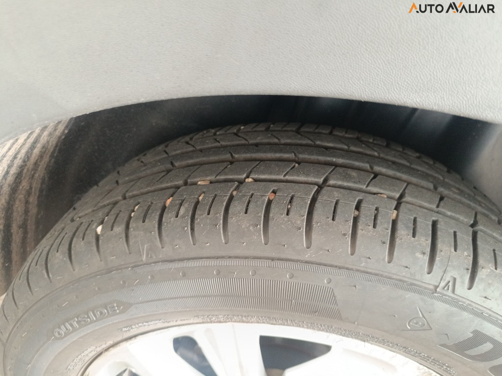 VOLKSWAGEN T-CROSS 1.0 200 TSI TOTAL FLEX AUTOM&Aacute;TICO